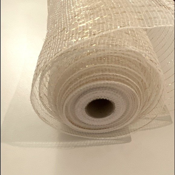 NWT. Deco Mesh Ribbon 🌟 - Picture 2 of 3